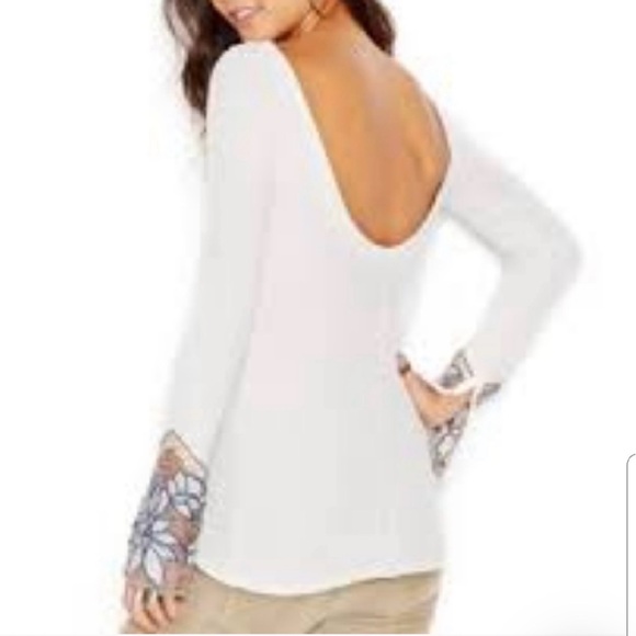 Elegant off white, low back Top with Lace Floral Sleeves - Picture 2 of 3